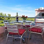 Apartment Lola Maria